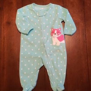 Carter's One Pieces - 🥳 HP 🥳 $8 or $5 bundled Carter's fleece footie Carter's One Pieces - 🥳 HP 🥳 $8 or $5 bundled Carter's fleece footie